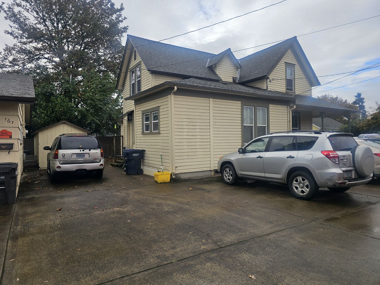 House + triplex in downtown Monmouth, Oregon